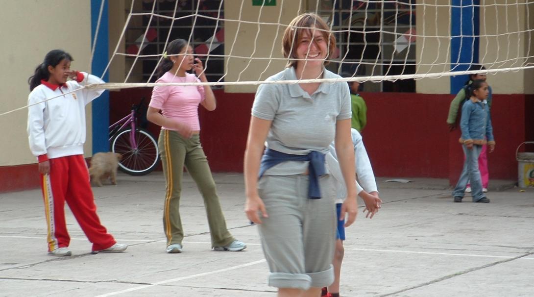 A volleyball game organised by a Projects Abroad volunteer coaching sports in schools in Peru A volleyball instructor volunteers as a sports coach in schools in Peru